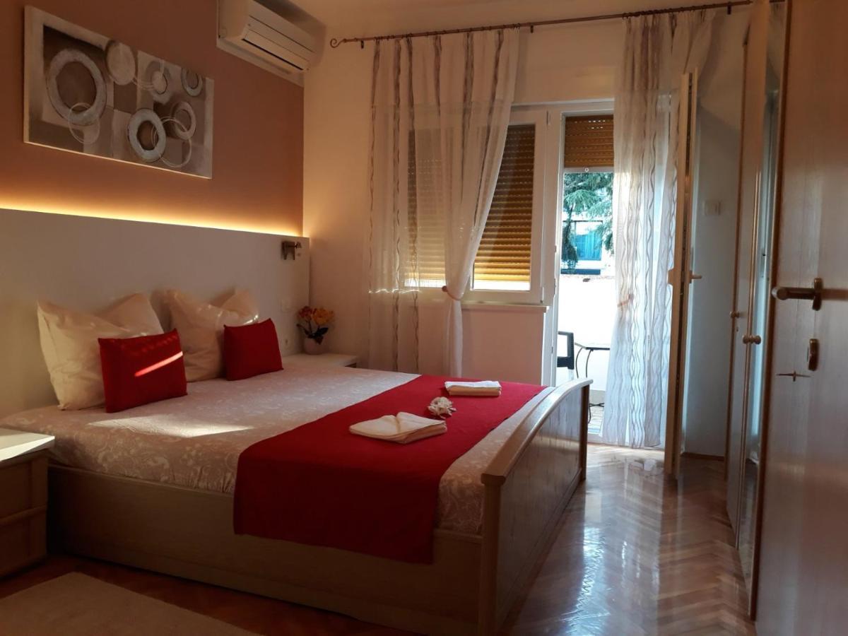 Apartment Matea Rovinj Exterior foto