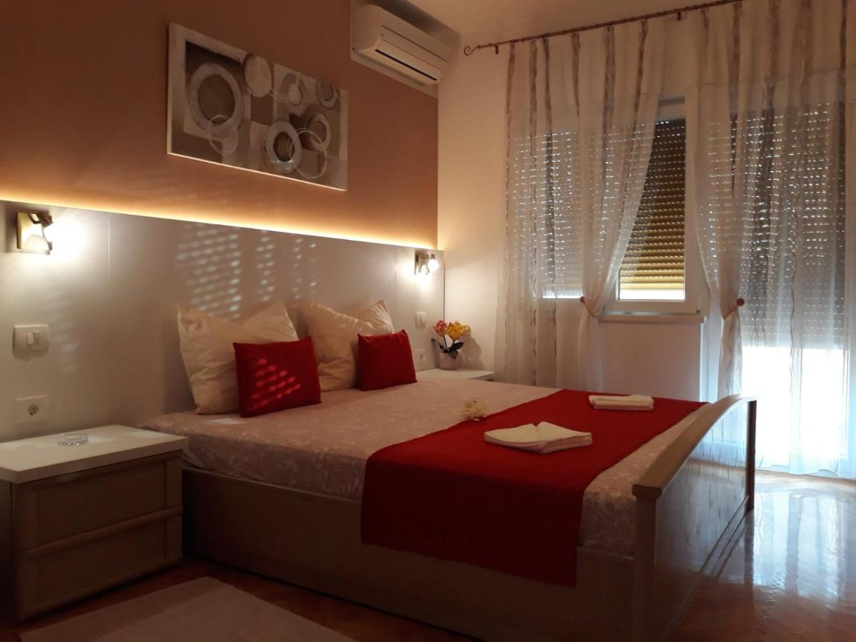 Apartment Matea Rovinj Exterior foto